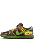 NIKE DUNK LOW - SB DE LA SOUL