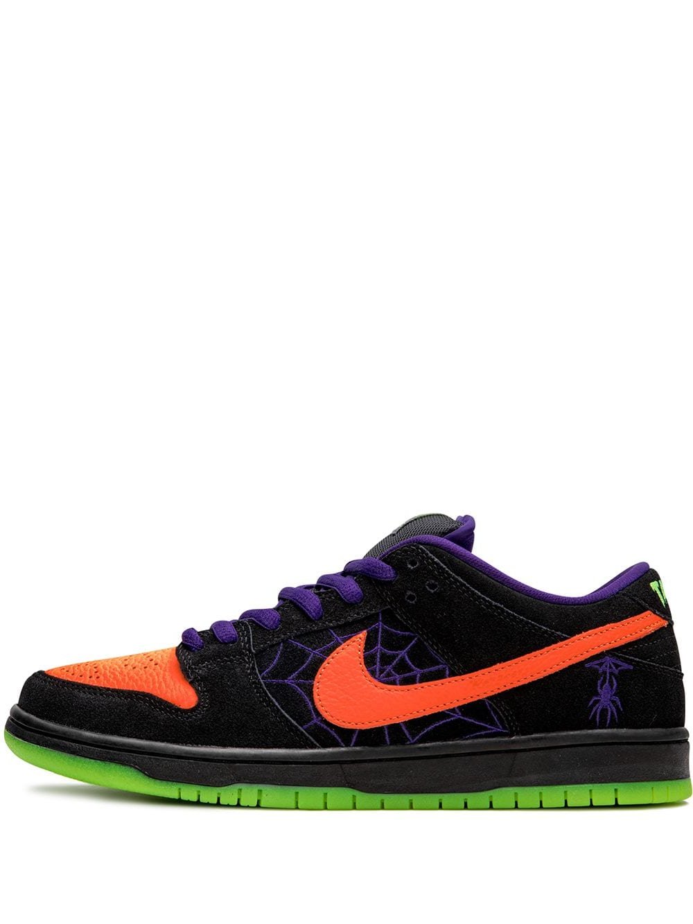 NIKE DUNK LOW - SB NIGHT OF MISCHIEF