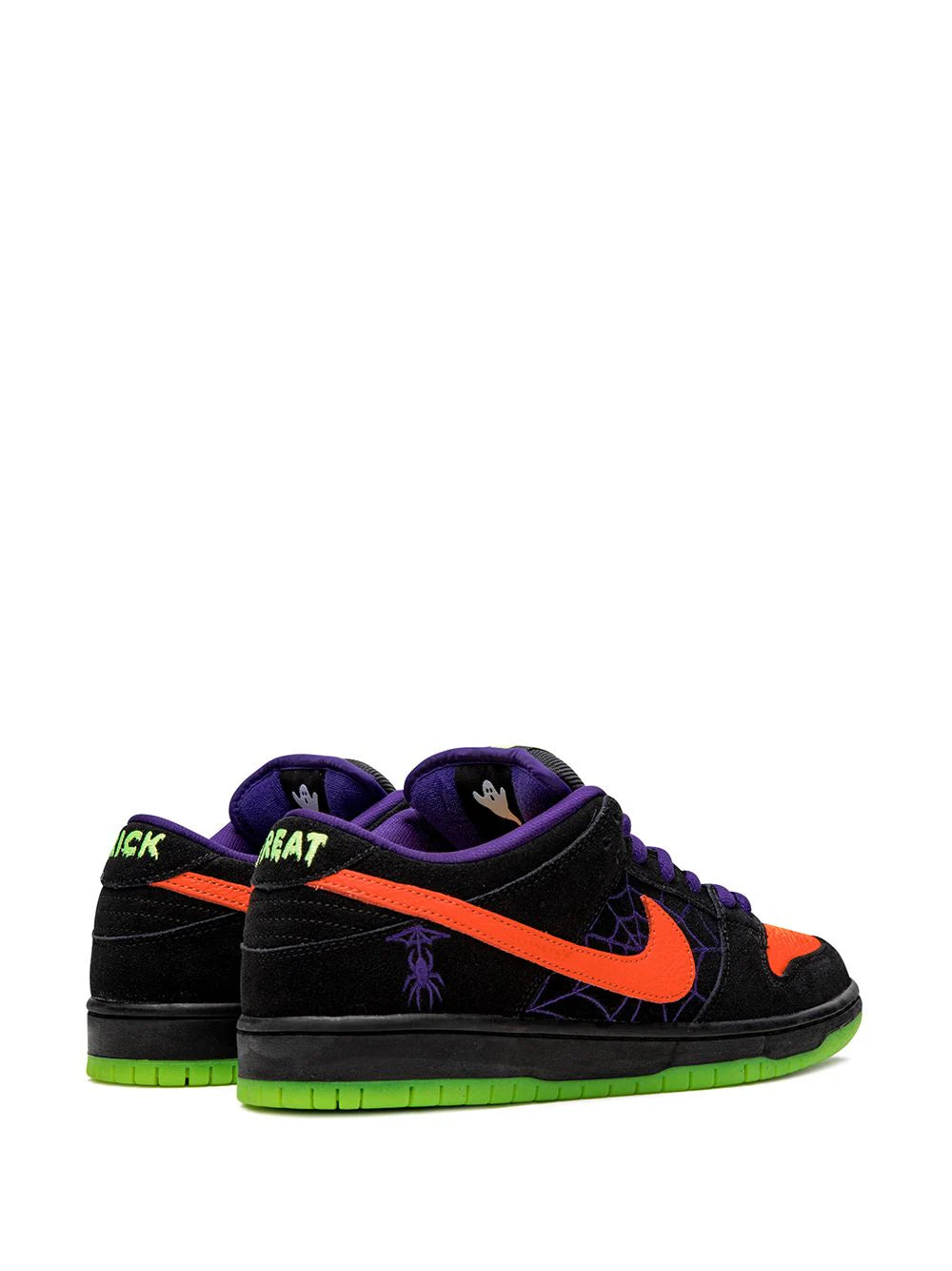 NIKE DUNK LOW - SB NIGHT OF MISCHIEF