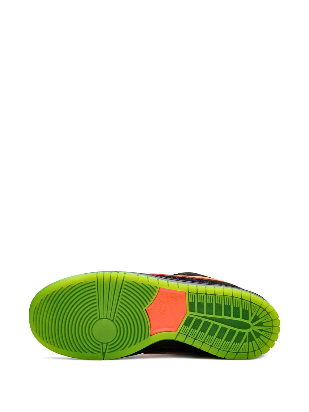 NIKE DUNK LOW - SB NIGHT OF MISCHIEF