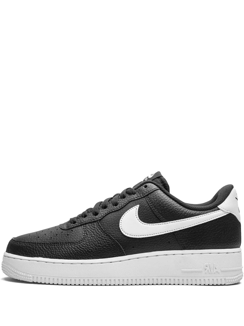 NIKE AIR FORCE 1 LOW - BLACK WHITE