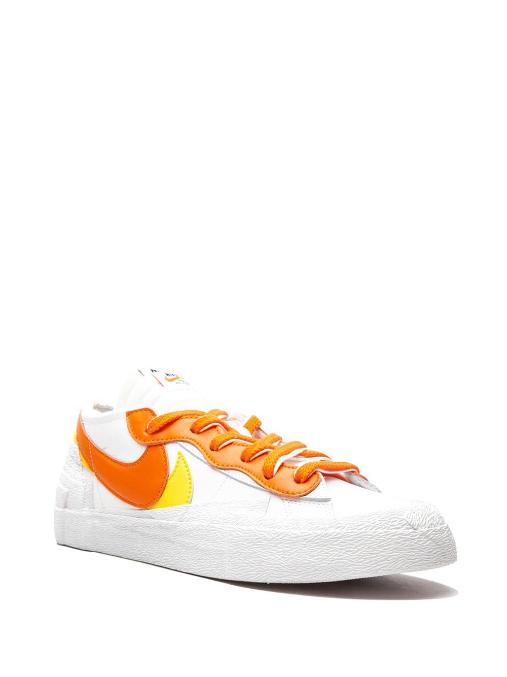 NIKE BLAZER LOW x SACAI - WHITE MAGMA ORANGE