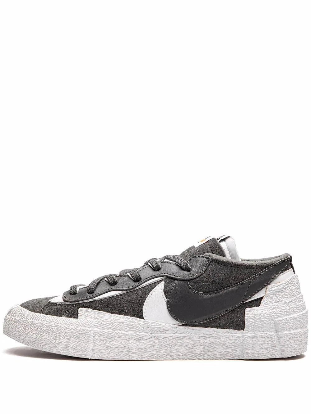 NIKE BLAZER LOW x SACAI - IRON GREY