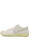 NIKE DUNK LOW - SB MUMMY