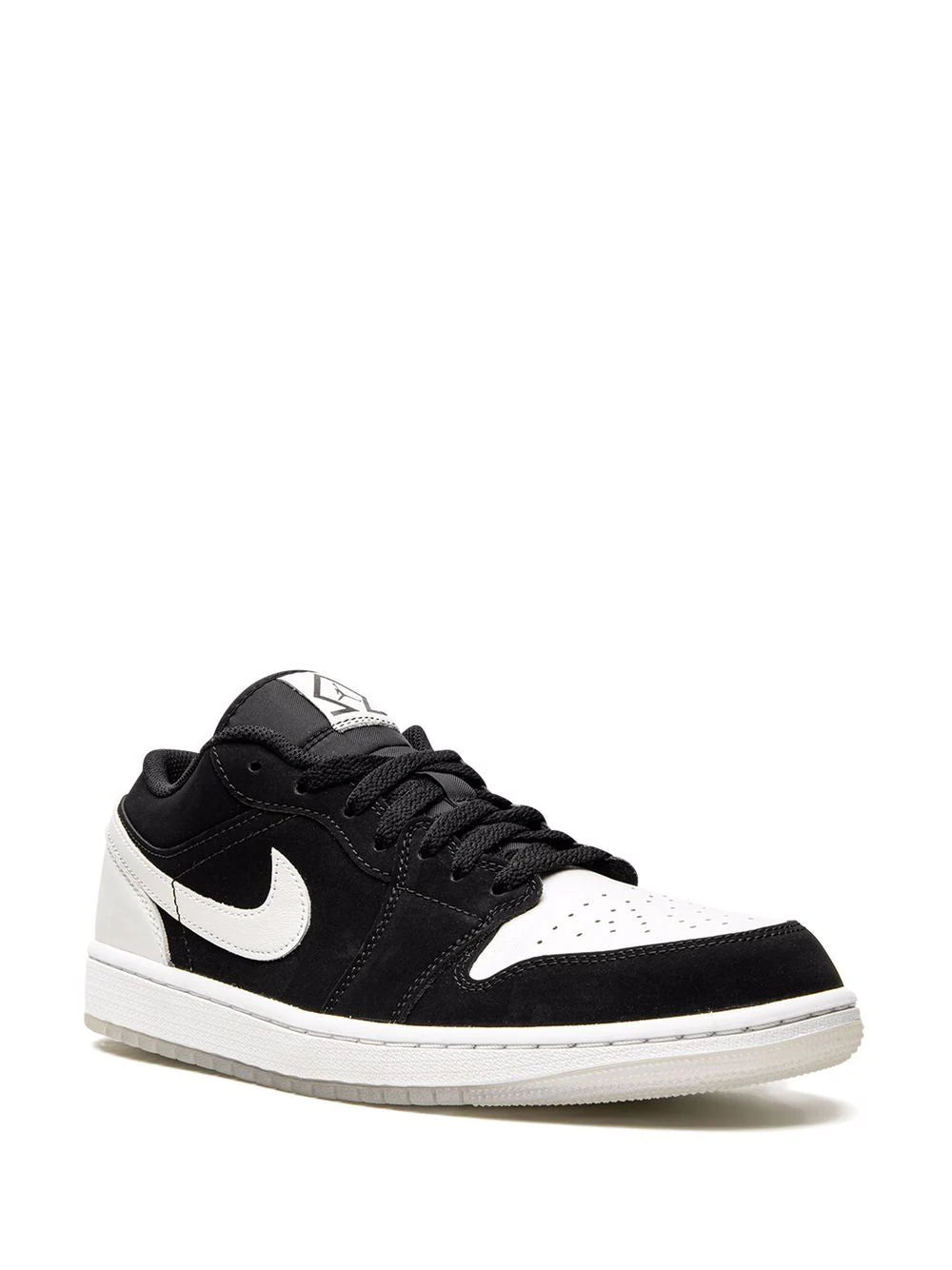 AIR JORDAN 1 LOW - BLACK WHITE DIAMOND