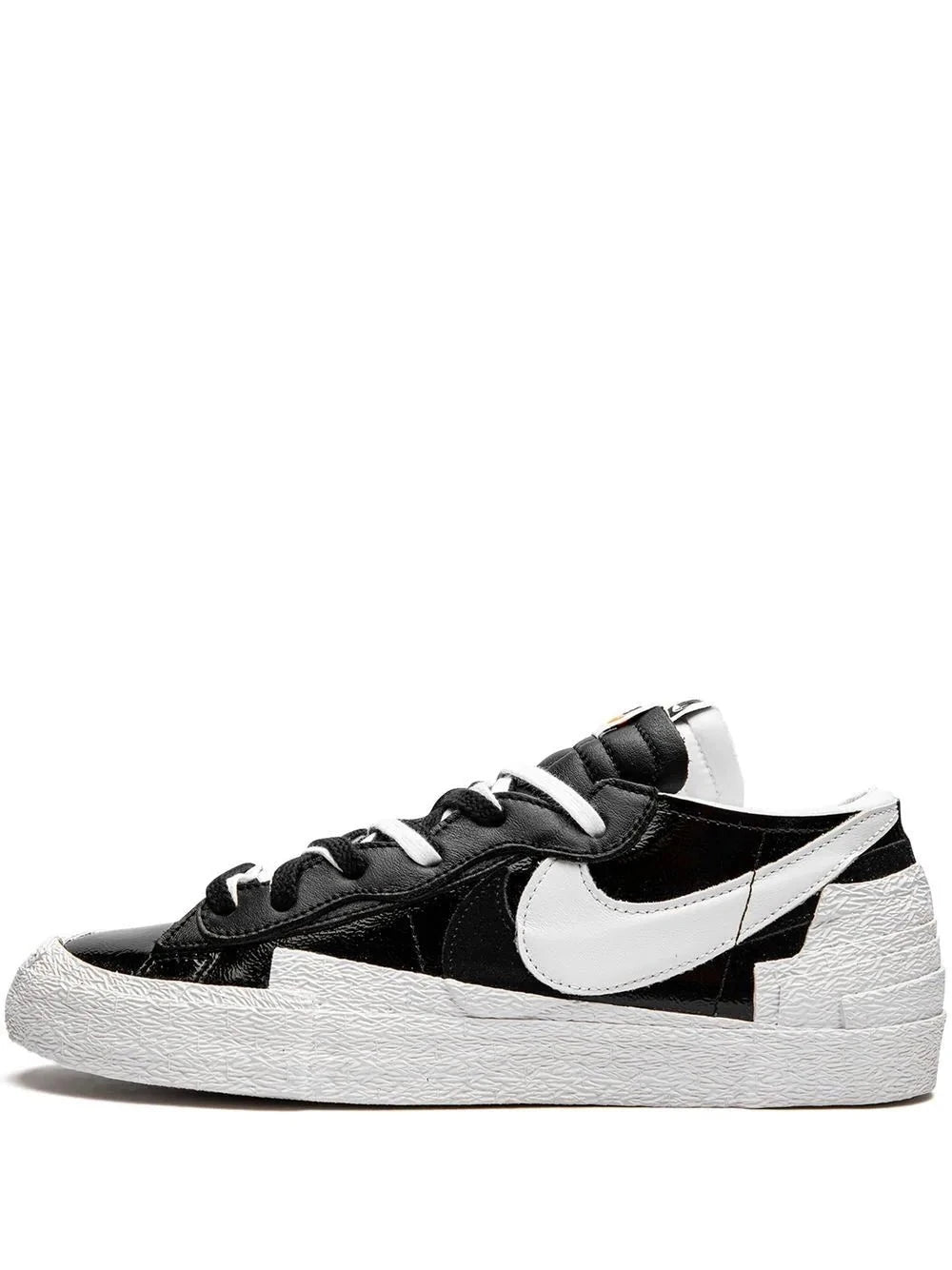 NIKE BLAZER LOW x SACAI - BLACK PATENT