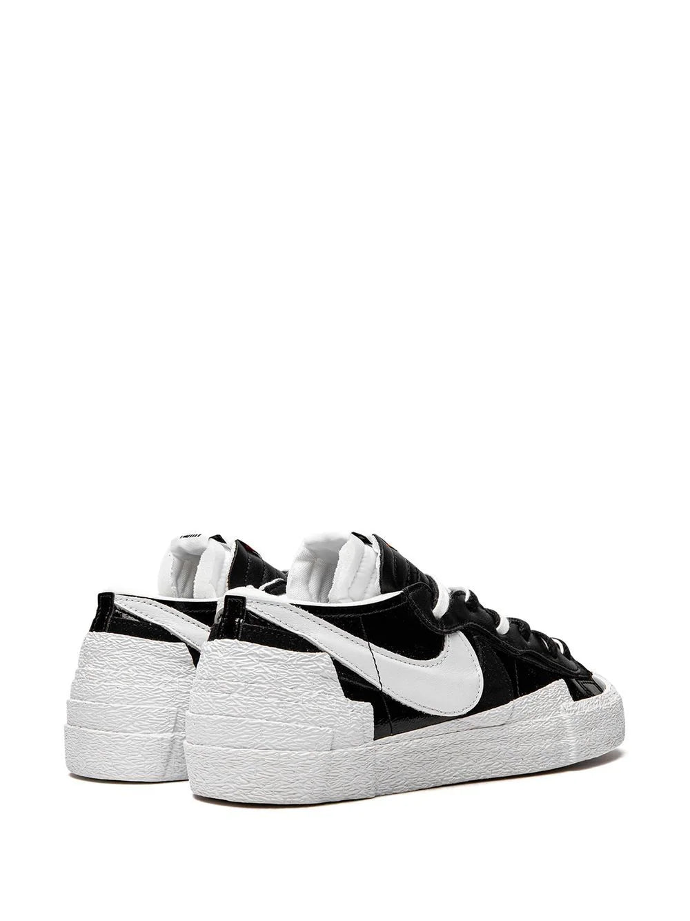 NIKE BLAZER LOW x SACAI - BLACK PATENT