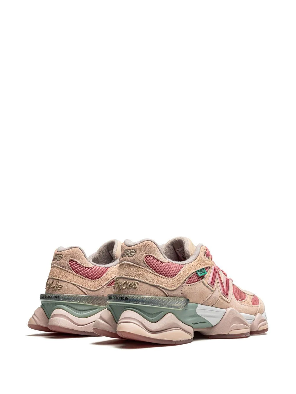 NEW BALANCE - 9060 PENNY COOKIE PINK x JOE FRESHGOODS x INSIDE VOICES