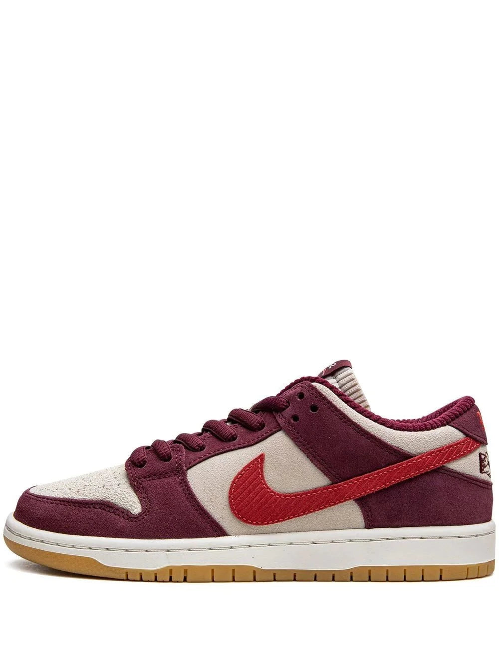 NIKE DUNK LOW - SKATE LIKE A GIRL