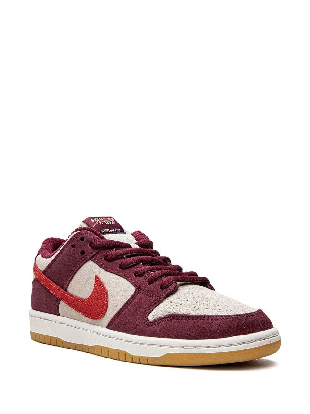 NIKE DUNK LOW - SKATE LIKE A GIRL