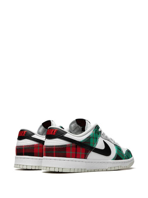 NIKE DUNK LOW - TARTAN PLAID