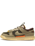 NIKE DUNK LOW - REMASTERED MEDIUM OLIVE