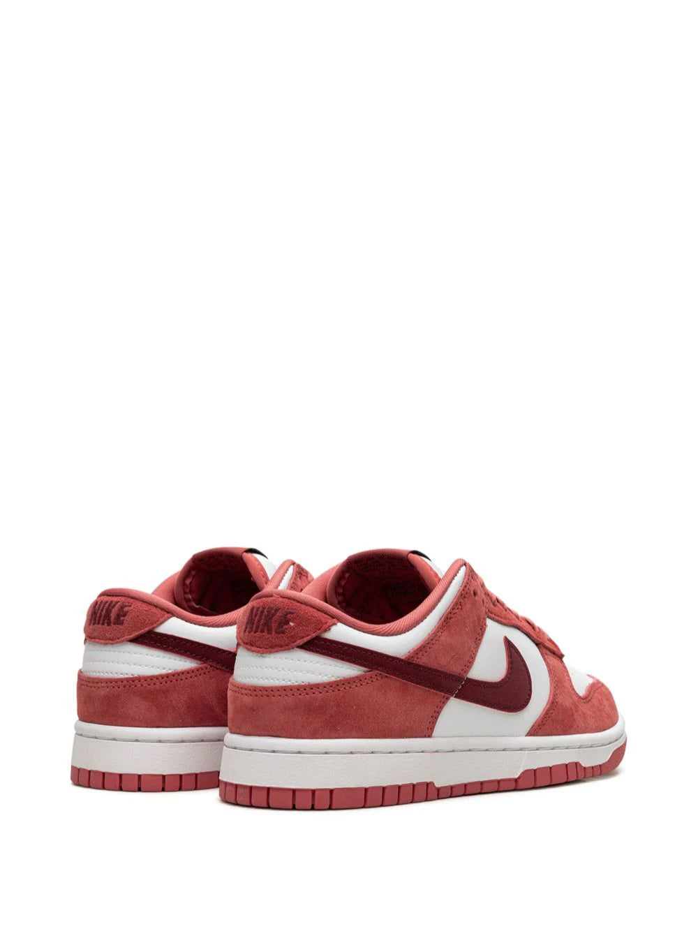 NIKE DUNK LOW - VALENTINE'S DAY