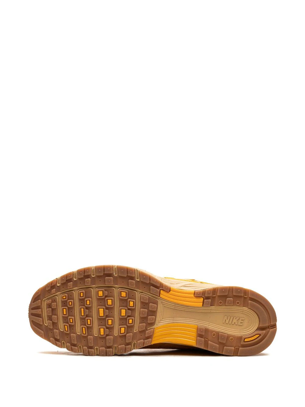 NIKE P-6000 PRM - UNIVERSITY GOLD