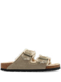 BIRKENSTOCK - ARIZONA EN FOURRURE D'AGNEAU SUÈDE TAUPE