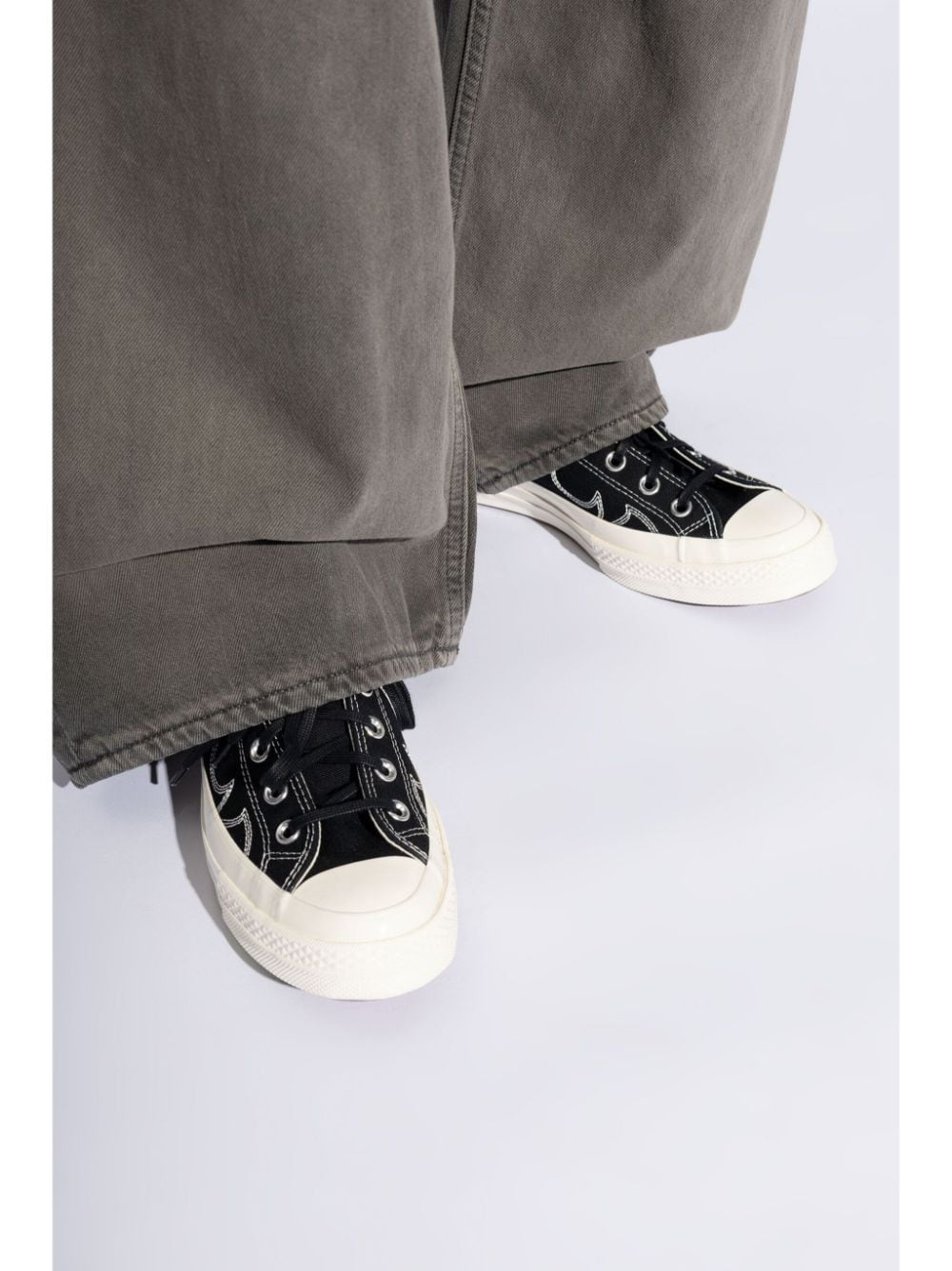 CONVERSE CHUCK 70 - LOW PRIDE BLACK WHITE