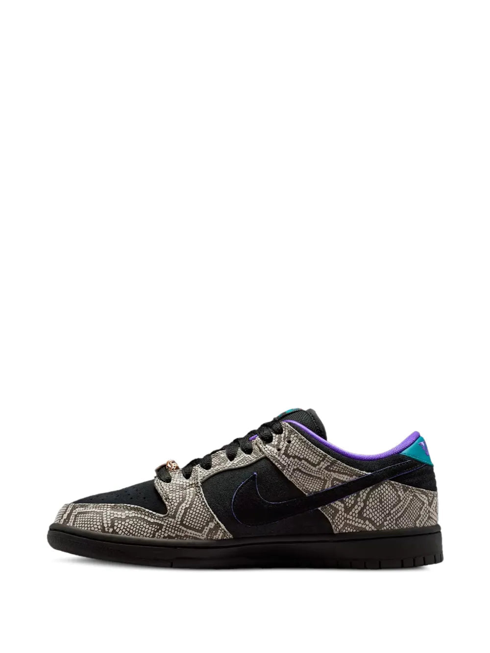 NIKE DUNK LOW - SB COPPERHEAD x DASHAWN JORDAN