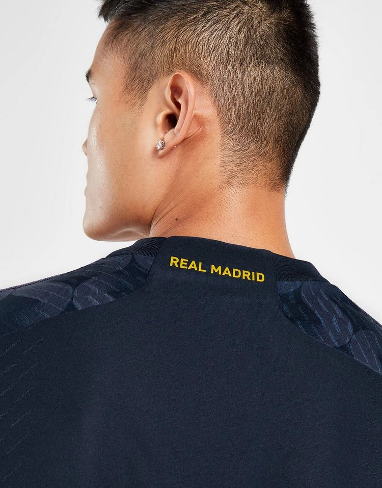 MAILLOT REAL MADRID EXTERIEUR 2023/24
