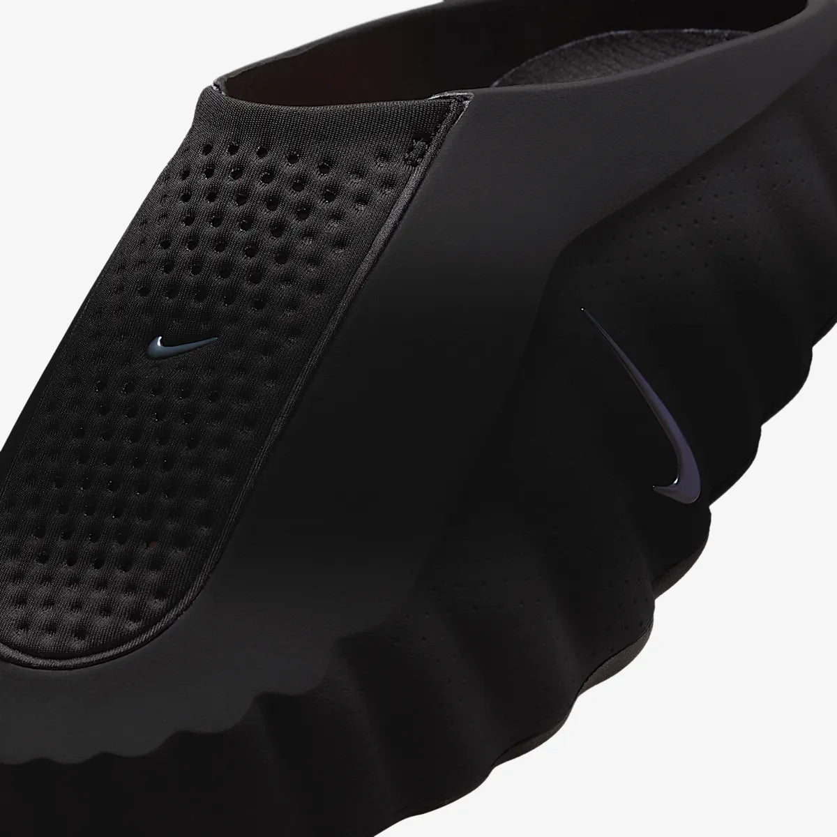 NIKE MIND 001 - BLACK CHROME