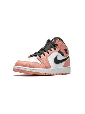 Pink 2025 quartz nike