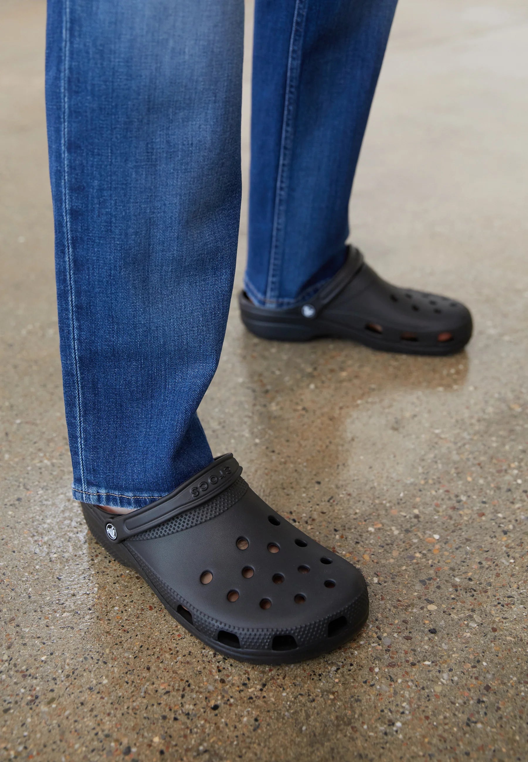 CROCS CLASSIC UNISEX - SCHWARZ