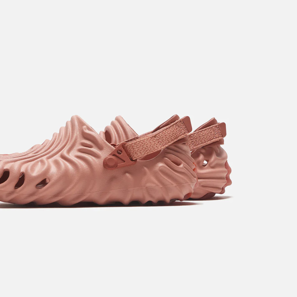 CROCS POLLEX by Salehe Bembury - KUWATA