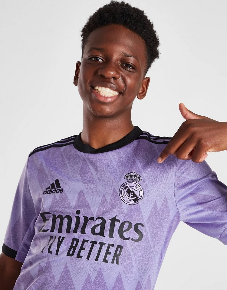 MAILLOT REAL MADRID EXTERIEUR 2022/23